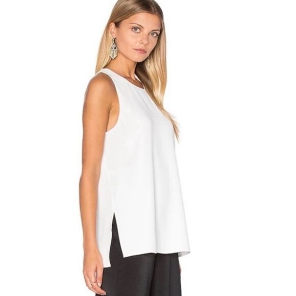 ✨VINCE Bonded Crepe Sz Medium Blouse Tank Shell Revolve Sleeveless Side Slits✨ - Picture 1 of 9